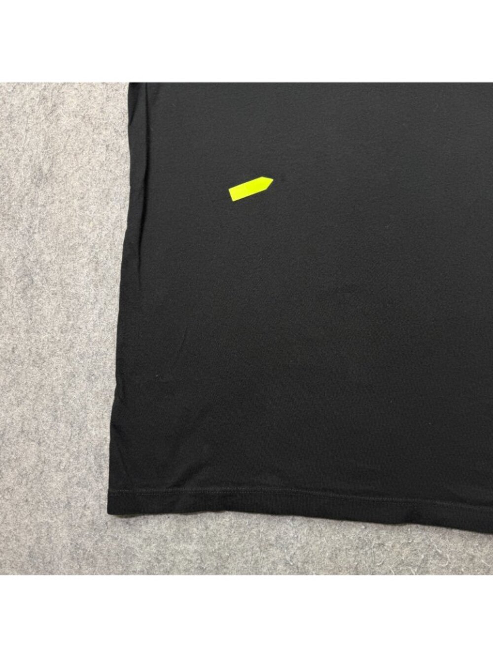 Todd Snyder T-Shirt Men M Black Short Sleeve Crew Neck *STAINS - Picture 5 of 14